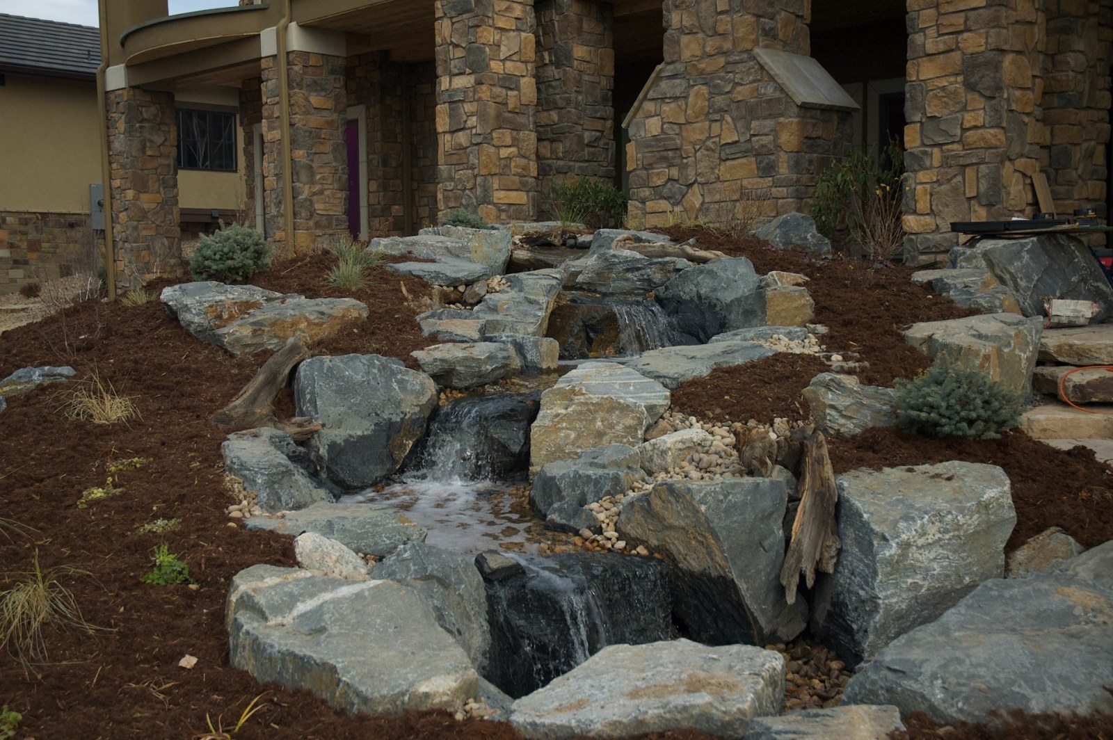 Highlands Ranch Pondless